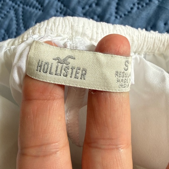 Hollister White Garment - Picture 7 of 9